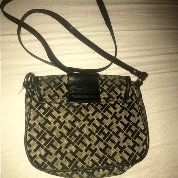 Tommy Hilfiger Crossbody Bag / Purse with Logo - Picture 2 of 7